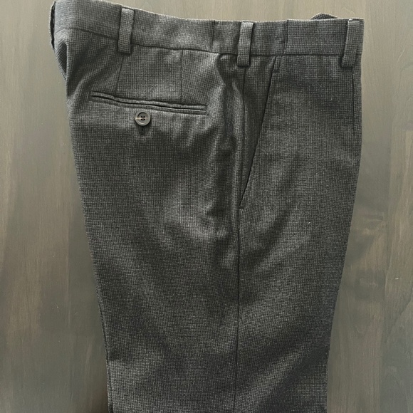 Mens Giorgio Armani Black label charcoal wool trousers - 31x31 - Picture 2 of 5